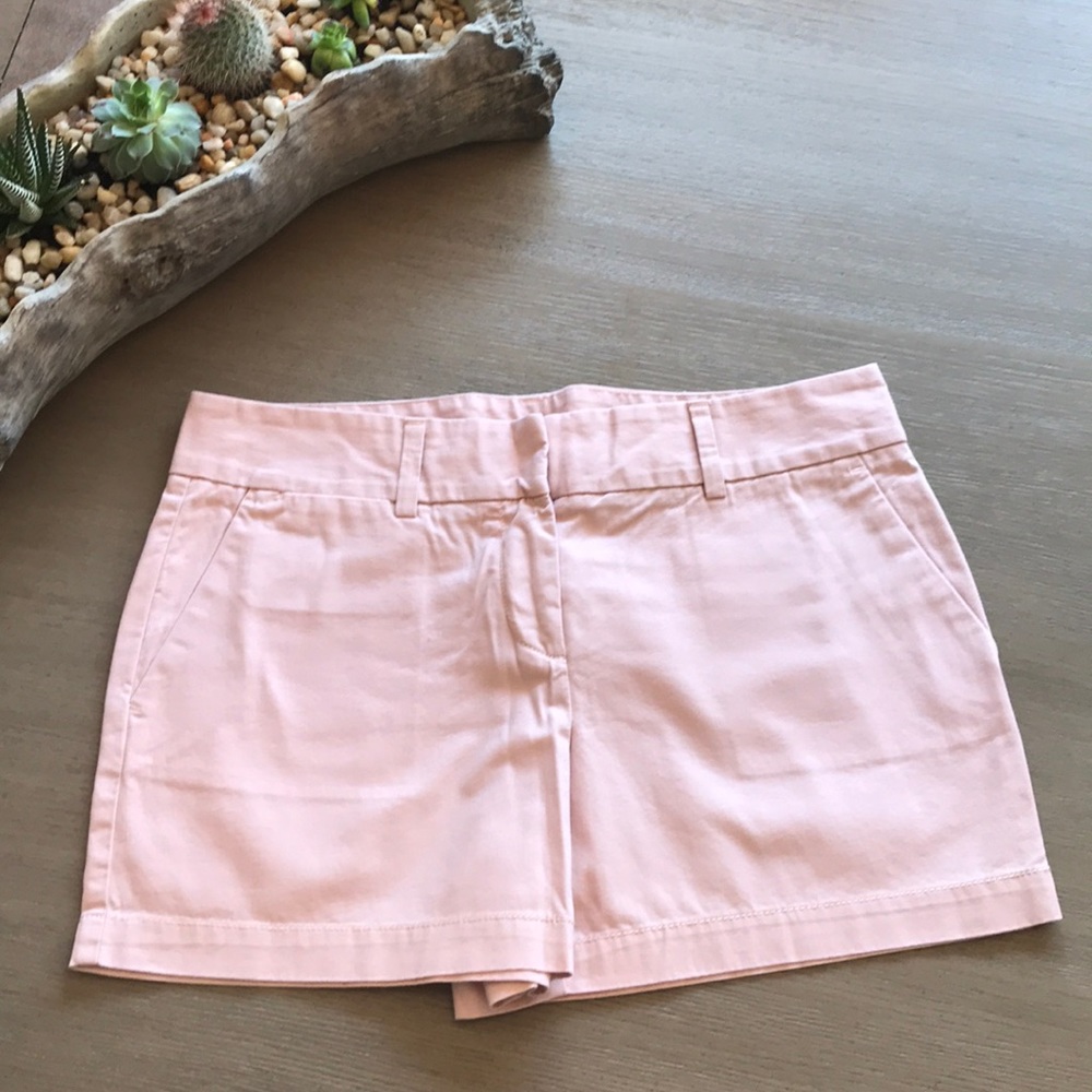 Knit shorts by Ann Taylor. EUC size 4